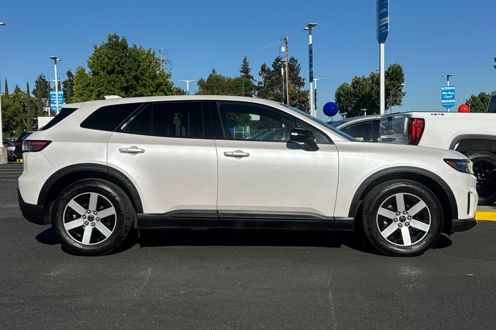 Used 2024 Honda Prologue EX image 8
