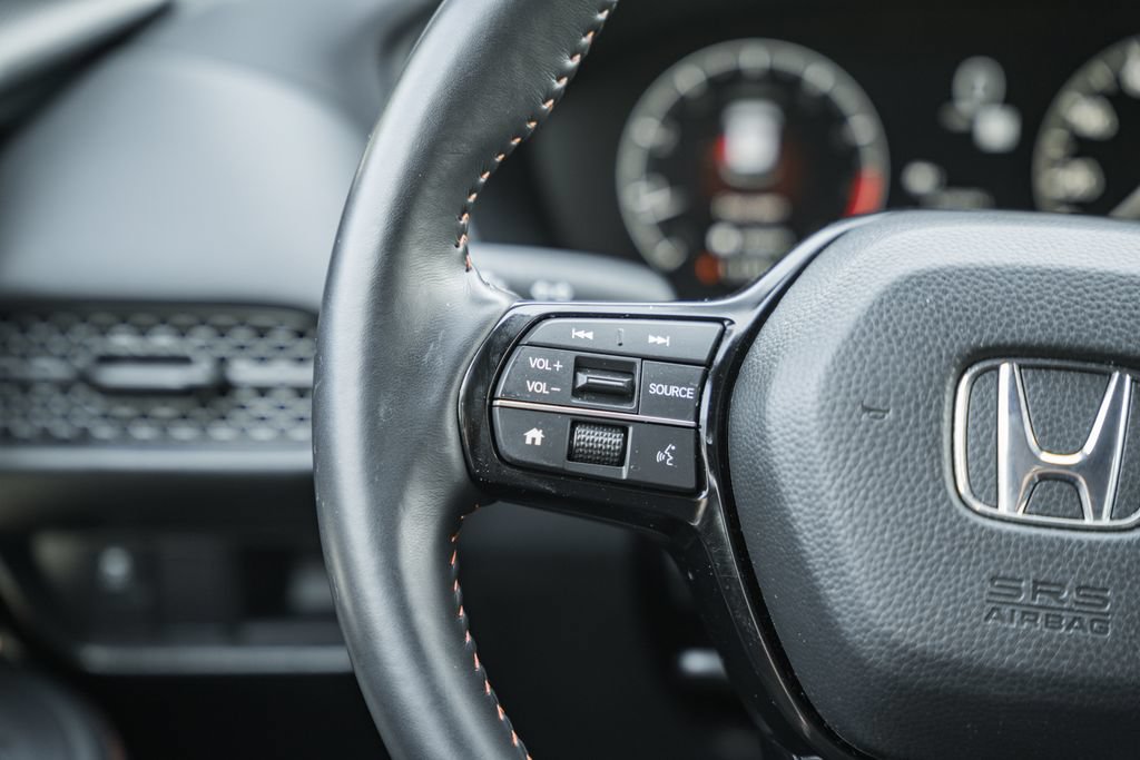 Certified 2025 Honda HR-V Sport image 27