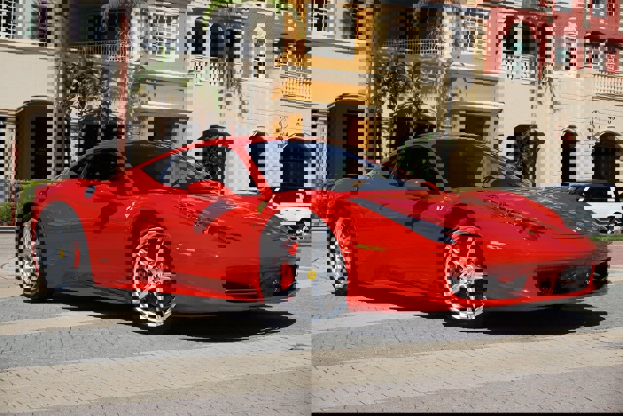 Used 2013 Ferrari 458 Italia Coupe image 7