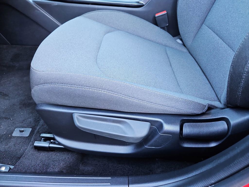 Used 2025 Kia K4 LXS image 21