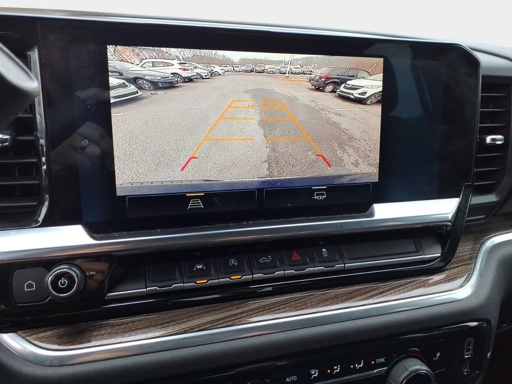 Used 2023 Chevrolet Silverado 1500 LT image 28