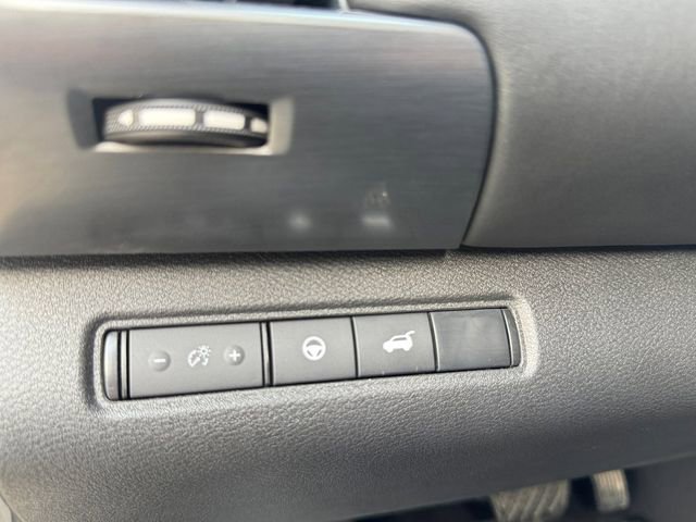 Used 2025 Nissan Pathfinder Rock Creek image 6