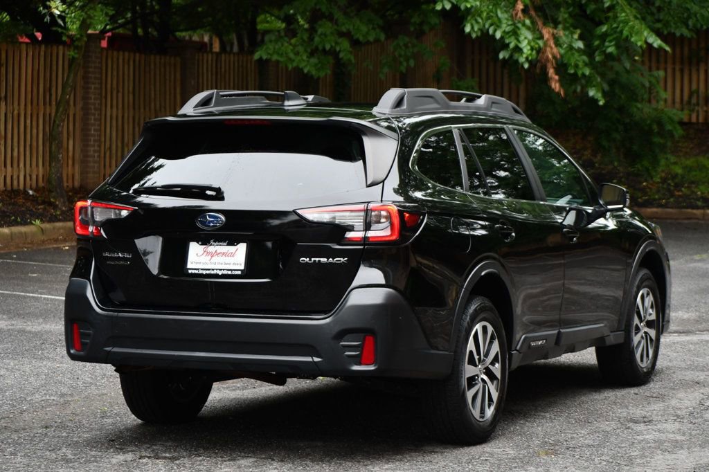 Used 2020 Subaru Outback Premium image 9