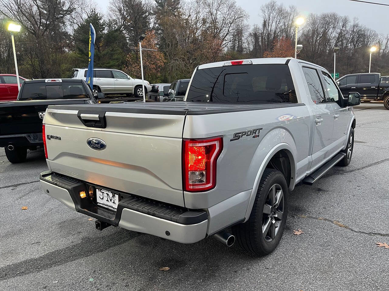 Used 2016 Ford F150 XLT w/ Equipment Group 302A Luxury image 10