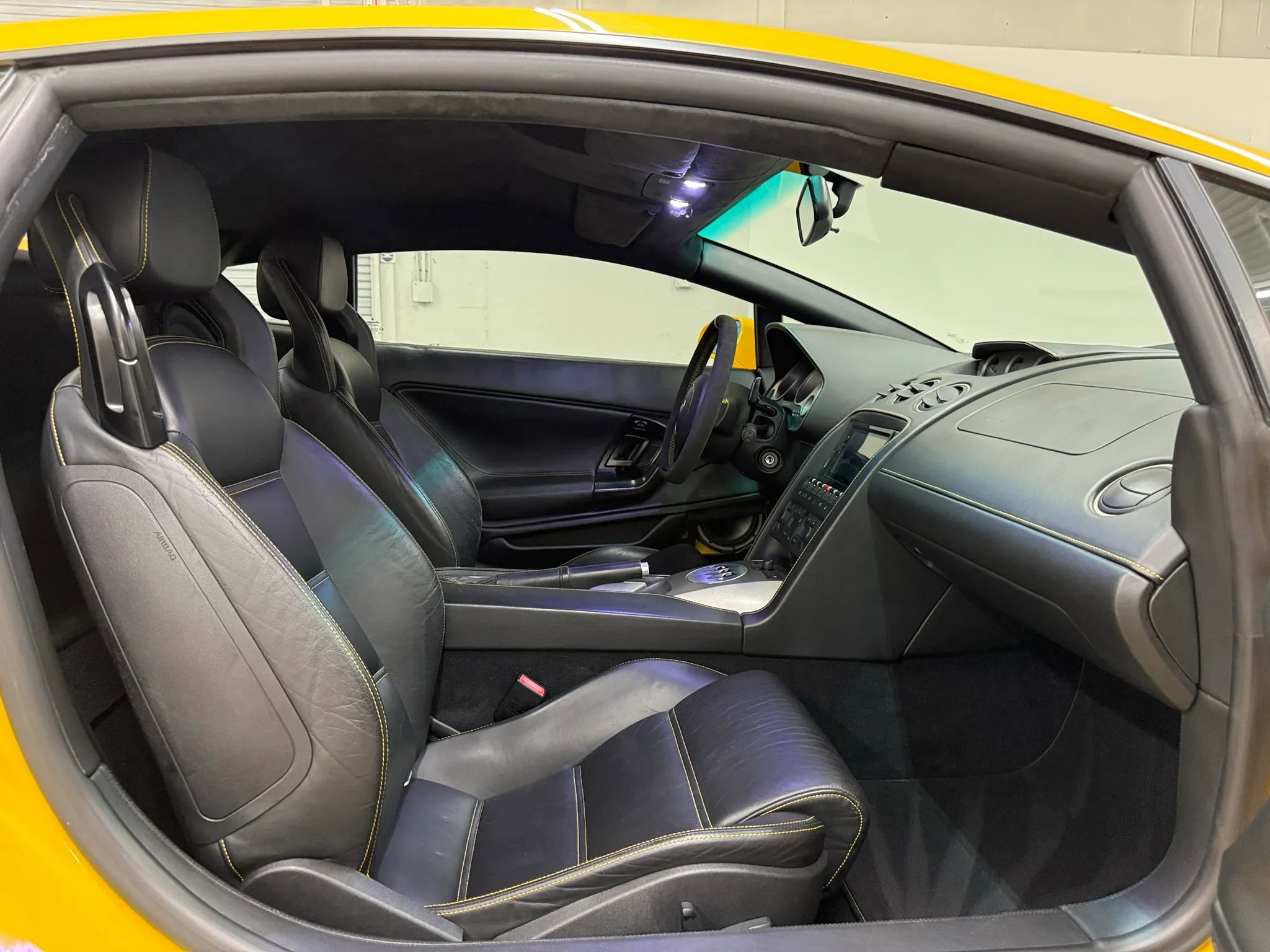 Used 2006 Lamborghini Gallardo AWD/4WD image 10