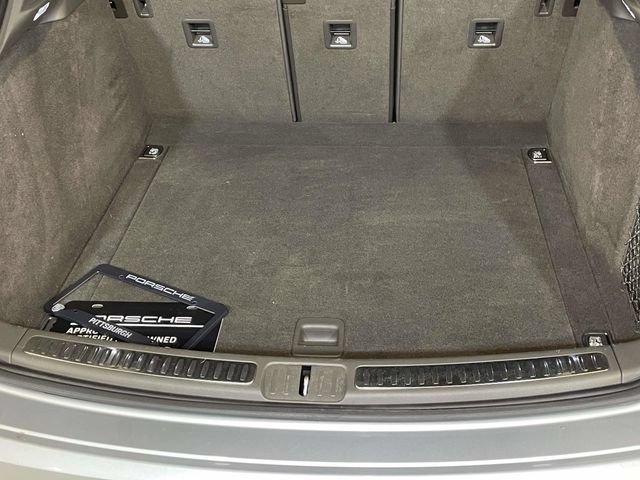 Used 2020 Porsche Macan AWD/4WD image 20