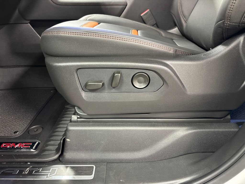 New 2026 GMC Sierra 2500 AT4 w/ AT4 Premium Plus Package image 24
