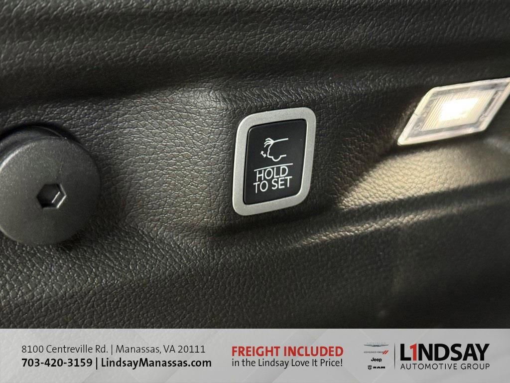 New 2025 Jeep Grand Cherokee L Limited w/ Luxury Tech Group II image 9