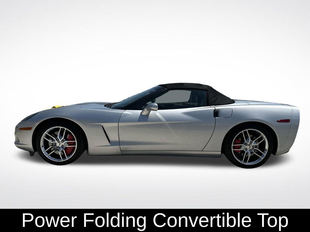 Used 2010 Chevrolet Corvette Convertible w/ Preferred Equipment Group RWD image 3
