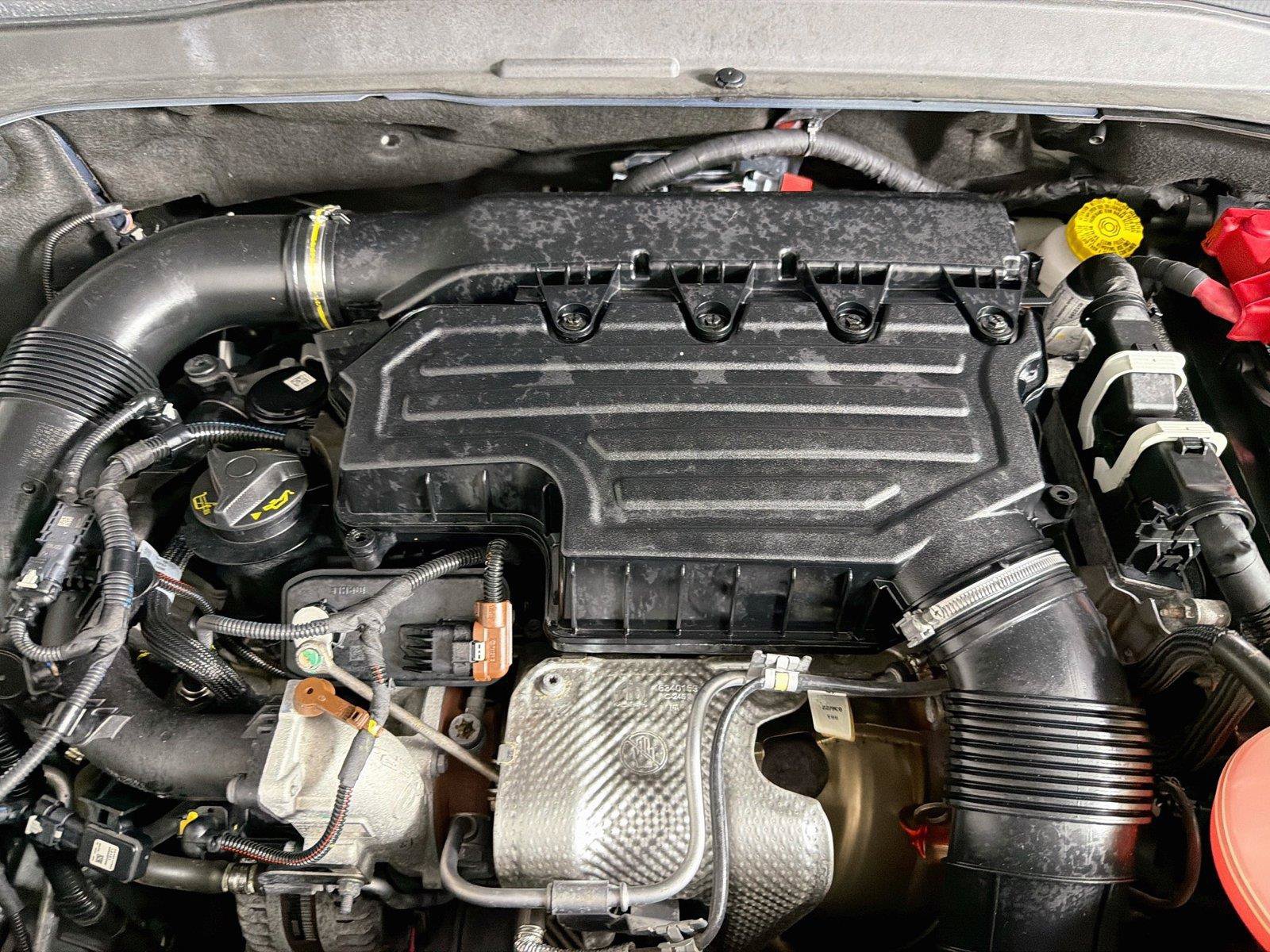 Used 2022 Jeep Renegade Latitude AWD/4WD image 31