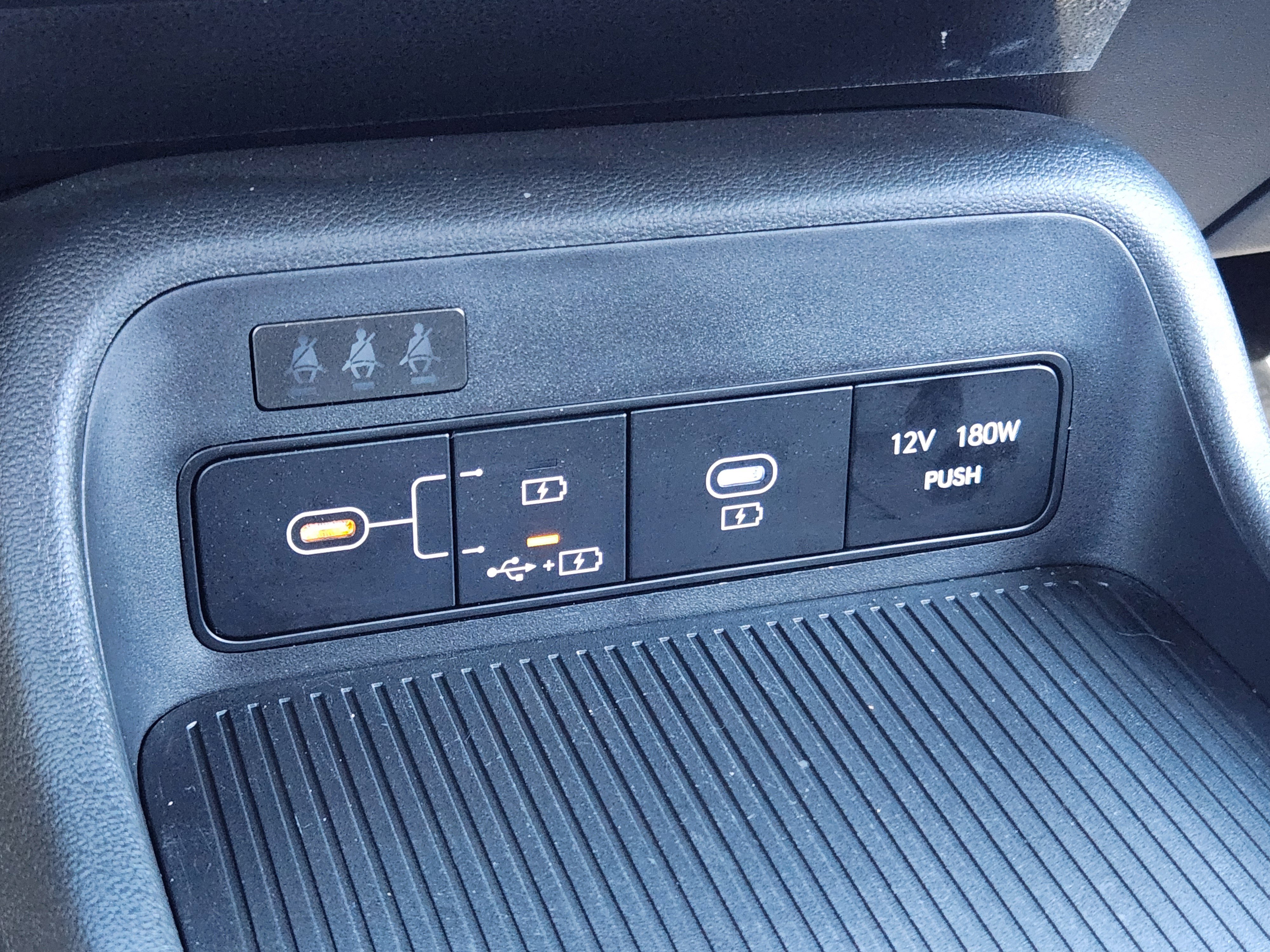 Used 2025 Hyundai Kona SEL image 25