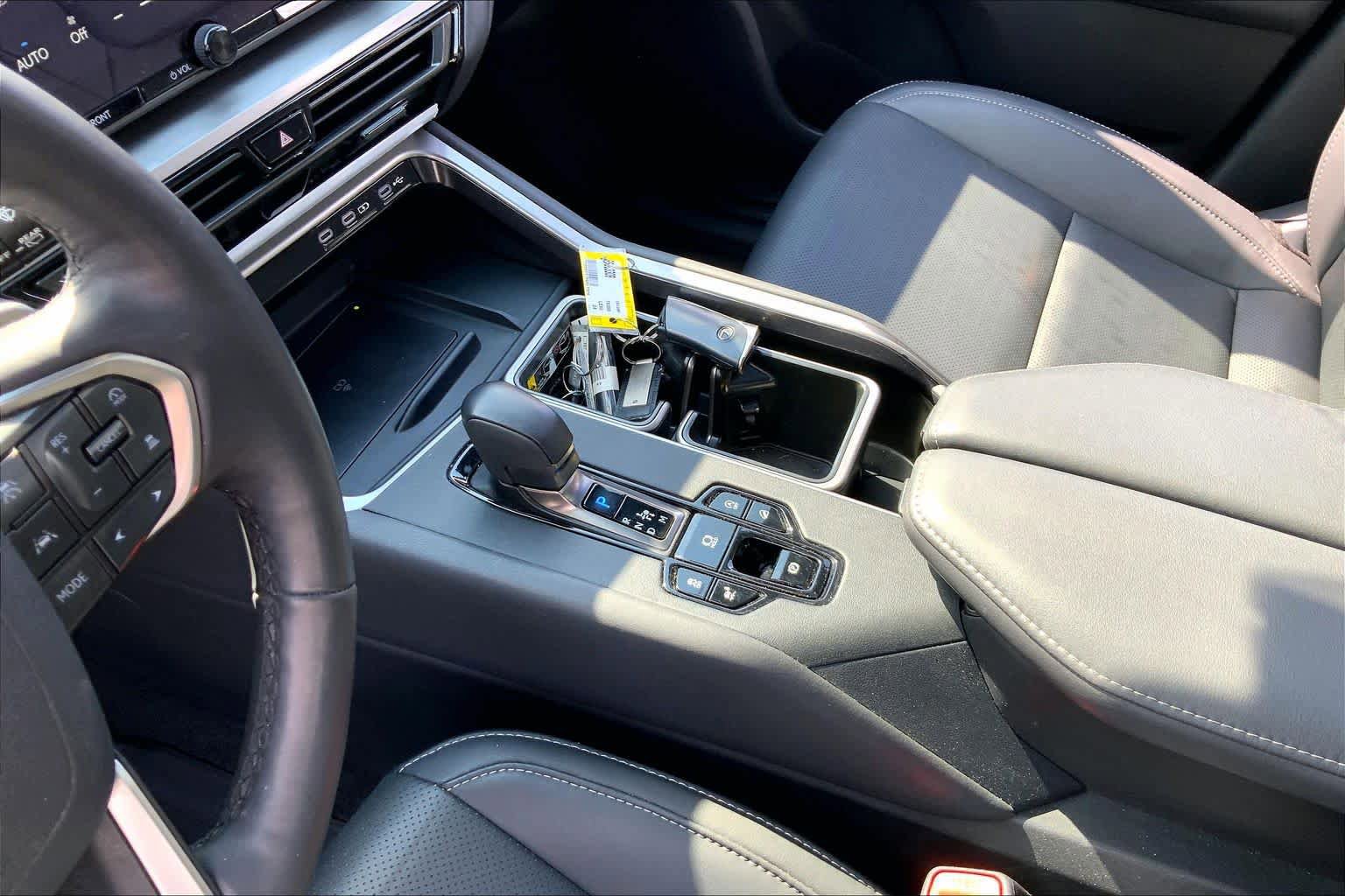 Used 2024 Lexus TX 350 AWD w/ Captains Chair Package image 17