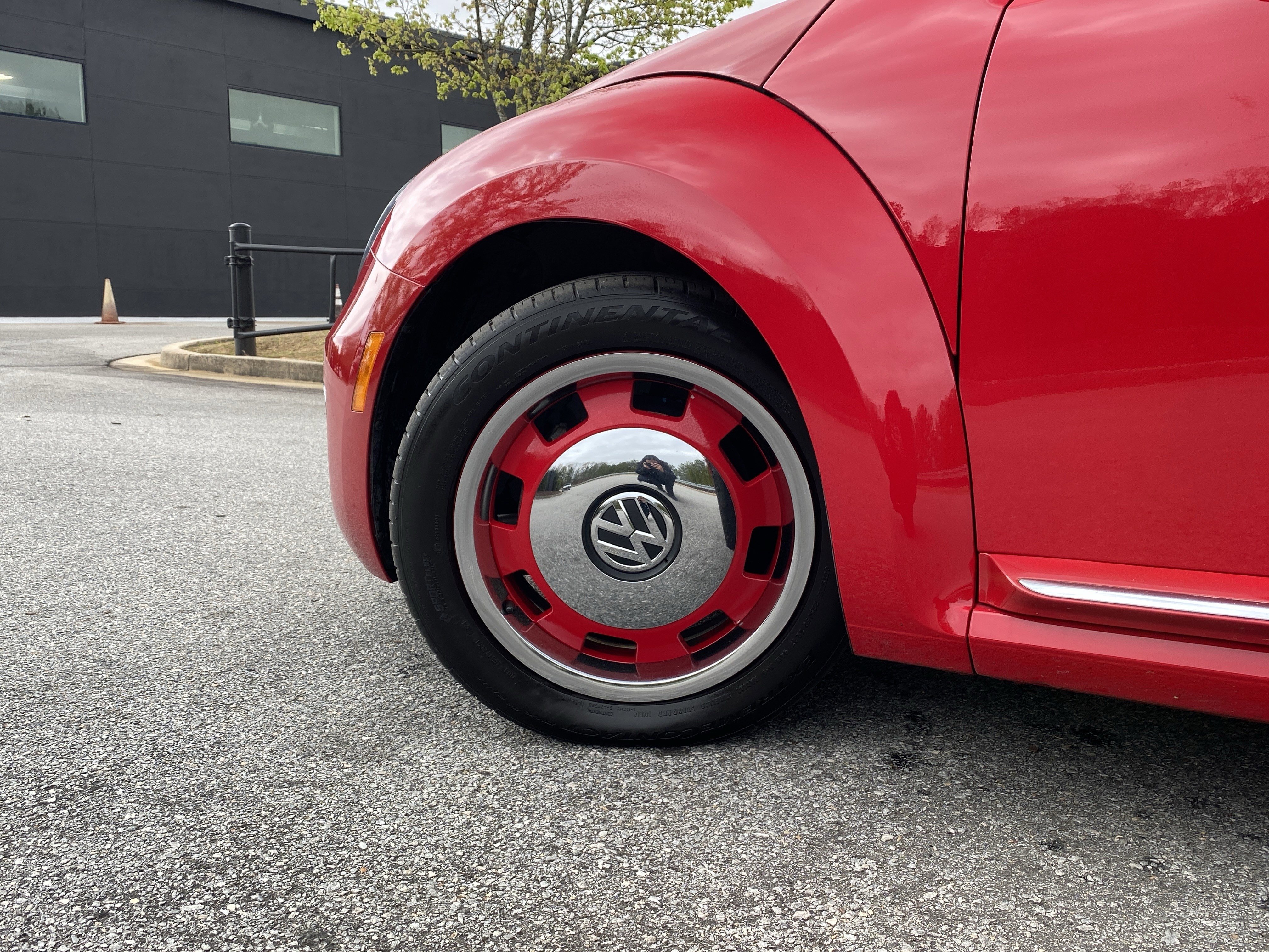 Used 2018 Volkswagen Beetle 2.0T Coast w/ Coast Lighting Package image 16