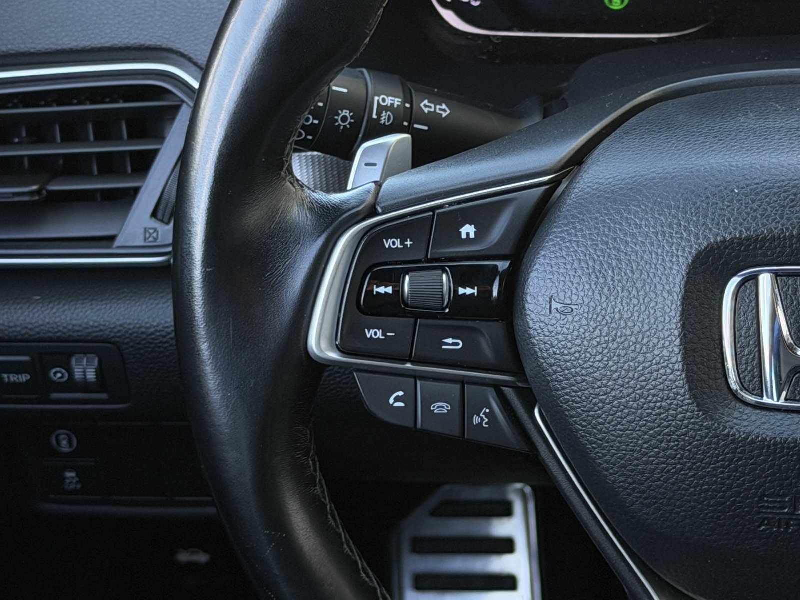 Used 2020 Honda Accord Sport image 15
