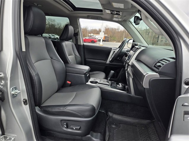 Used 2022 Toyota 4Runner SR5 Premium w/ Moonroof Package image 20