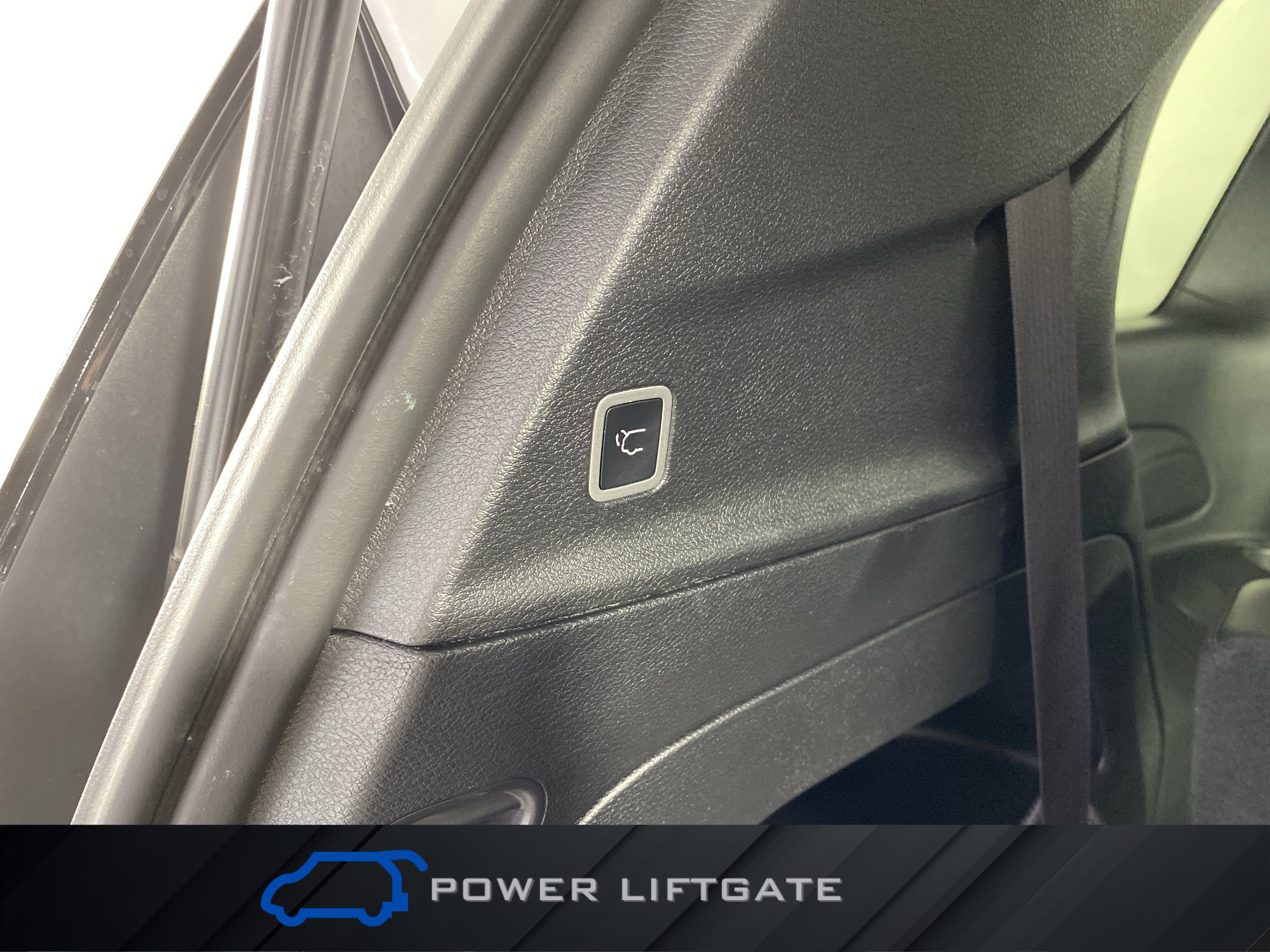 Used 2025 Chrysler Pacifica Select FWD image 35