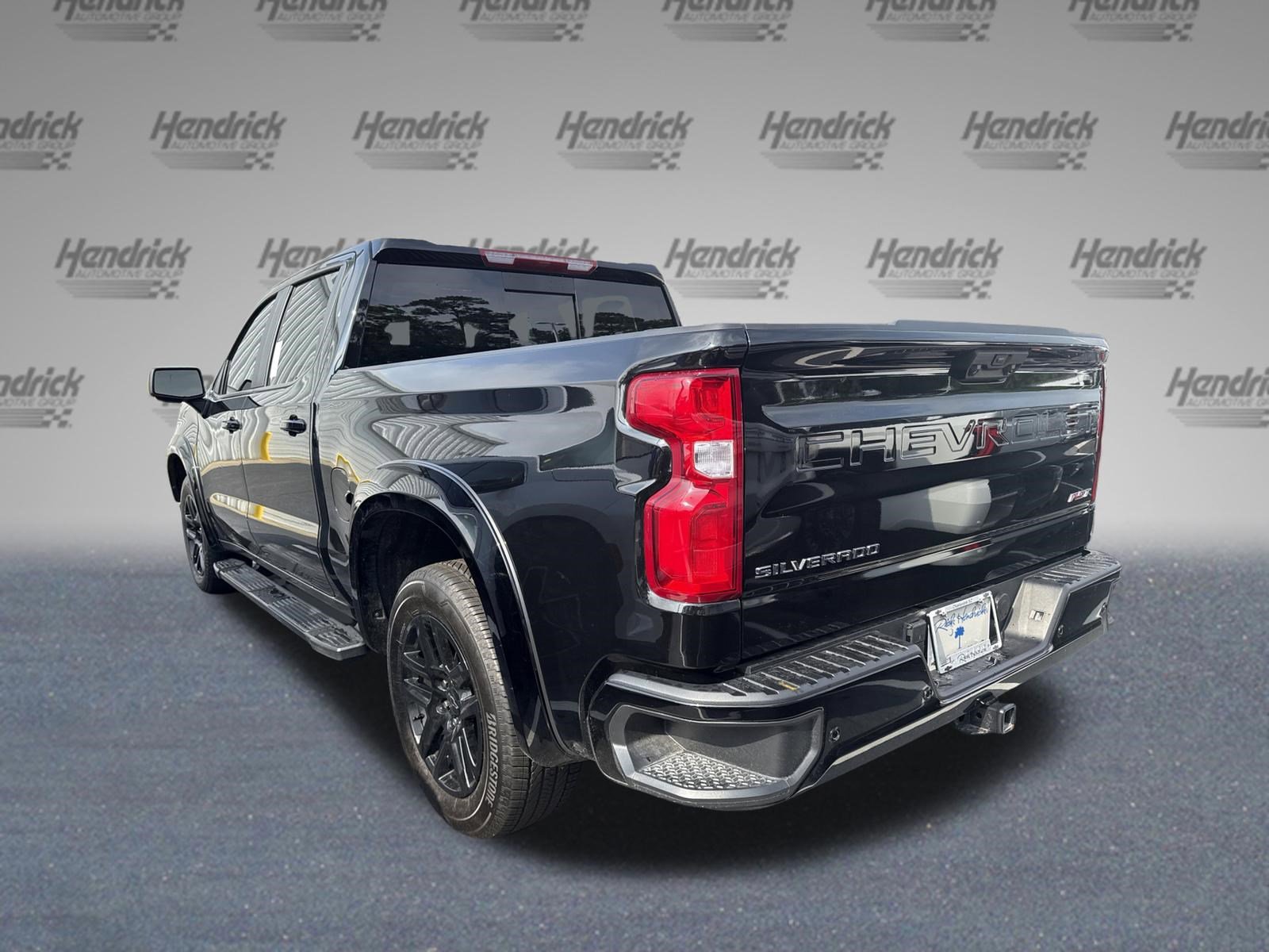 Used 2025 Chevrolet Silverado 1500 RST w/ Convenience Package II RWD image 7