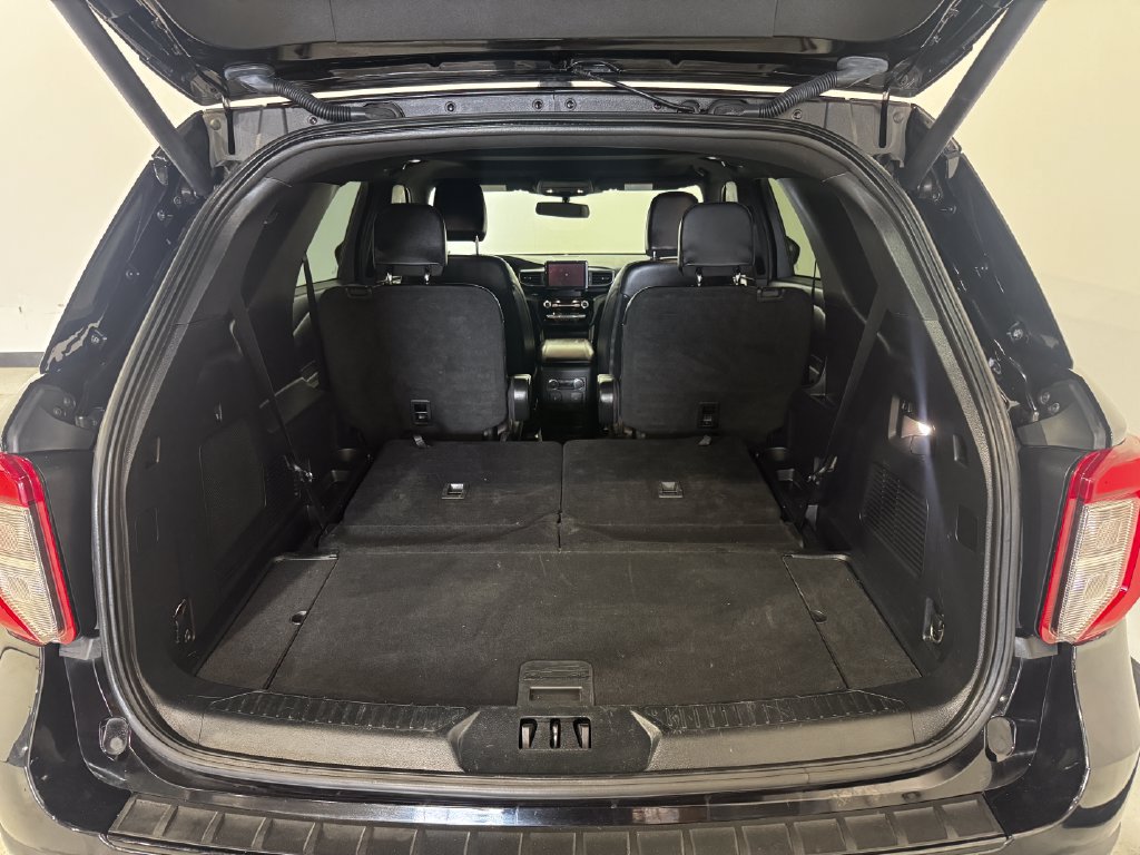 Used 2022 Ford Explorer ST-Line w/ Class IV Trailer Tow Package AWD/4WD image 28