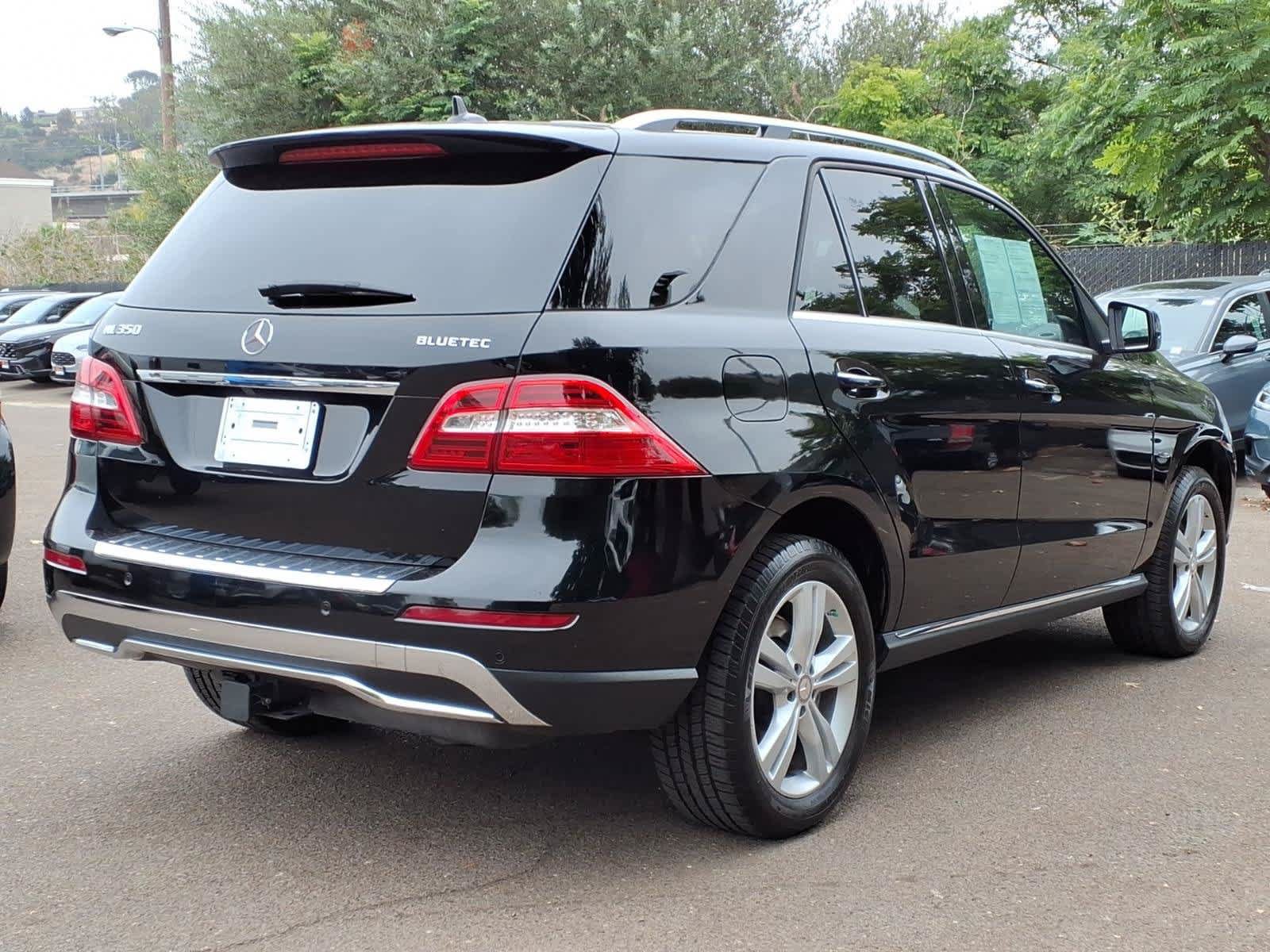 Used 2012 Mercedes-Benz ML 350 BlueTEC 4MATIC image 4