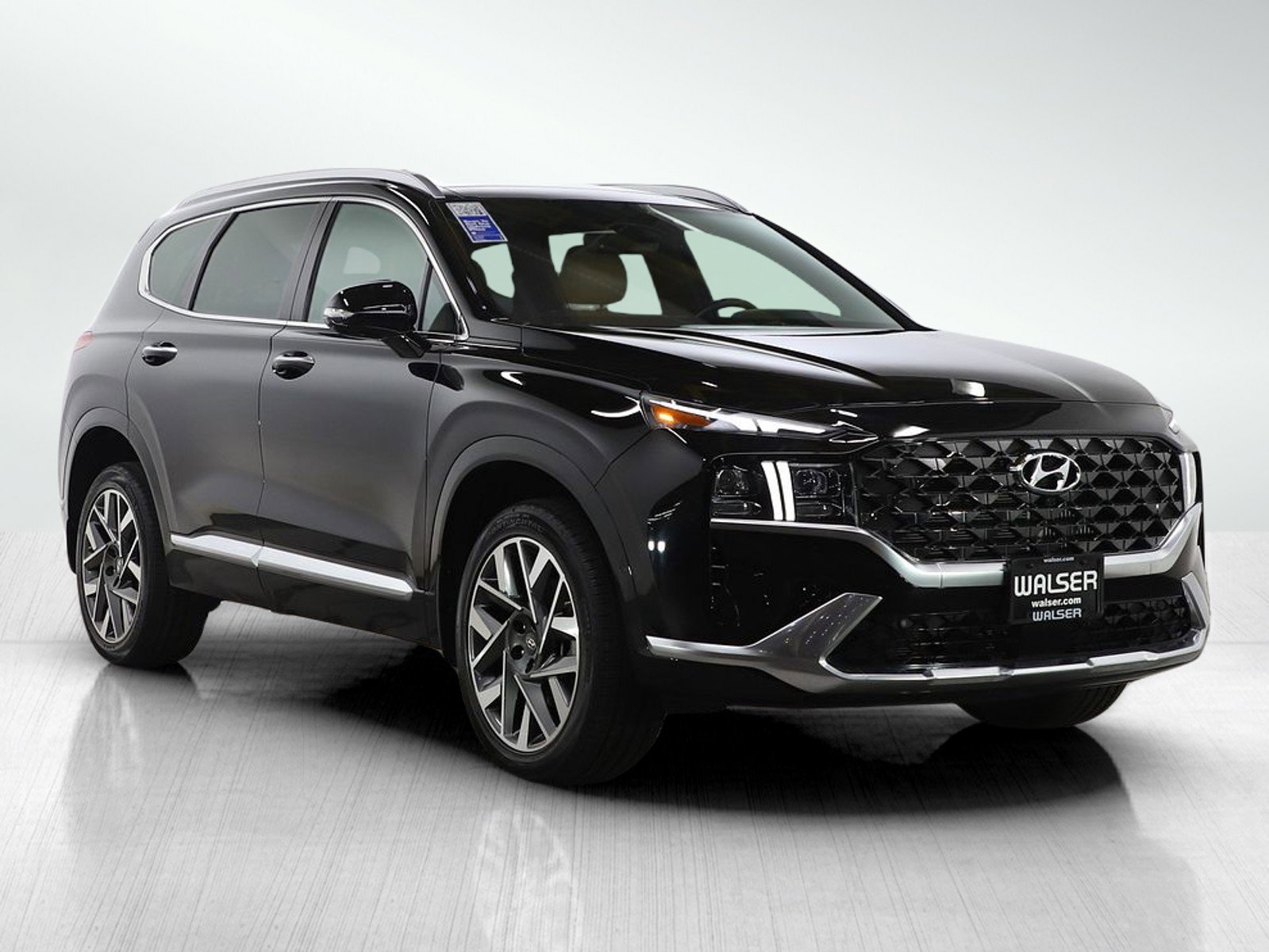 Used 2023 Hyundai Santa Fe Calligraphy w/ Cargo Package image 7