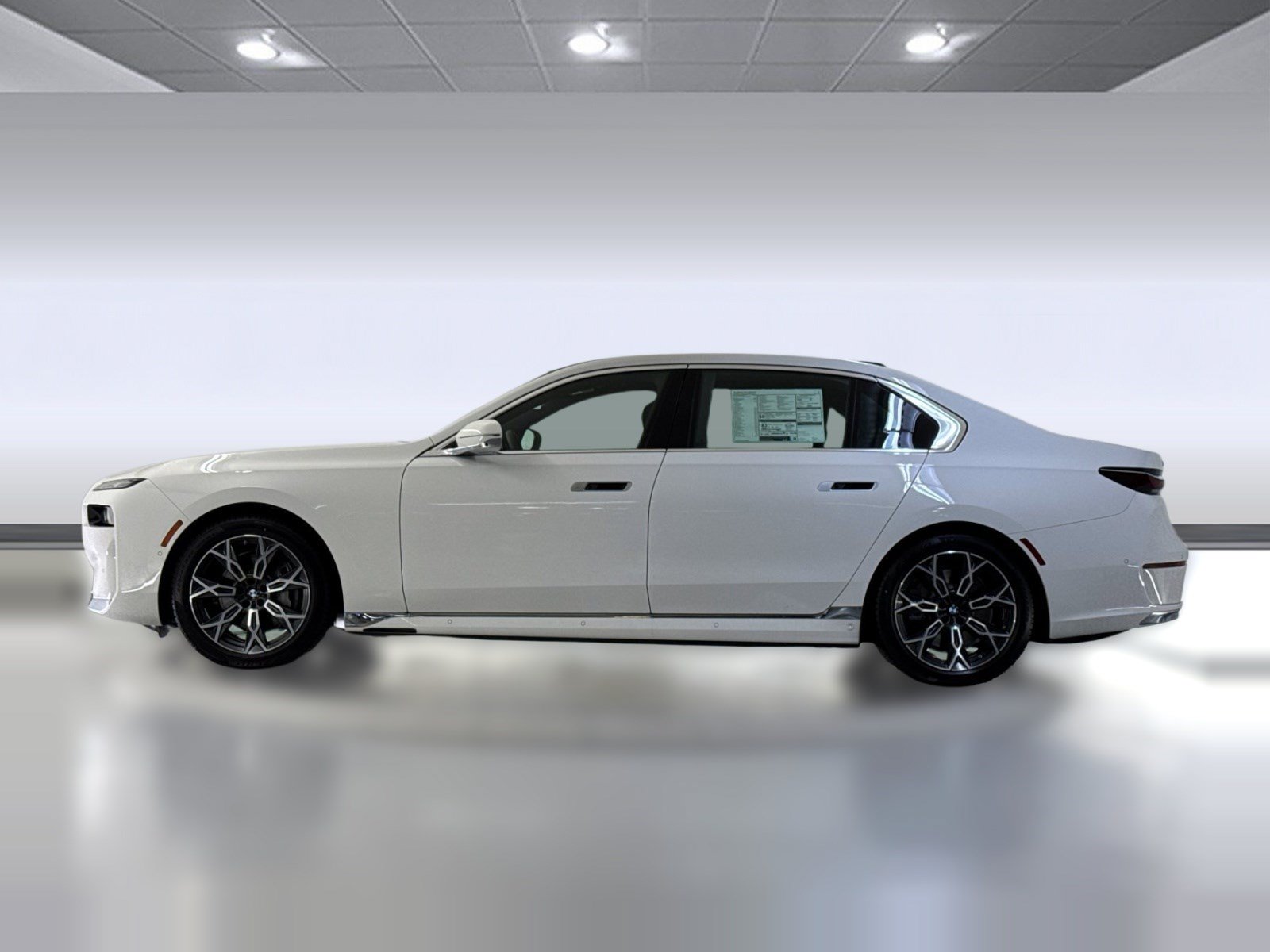 Used 2026 BMW i7 xDrive60 w/ Executive Package AWD/4WD image 2