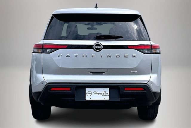 Certified 2025 Nissan Pathfinder S image 6