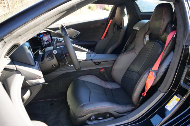 Used 2025 Chevrolet Corvette E-Ray w/ ZER Performance Package image 3