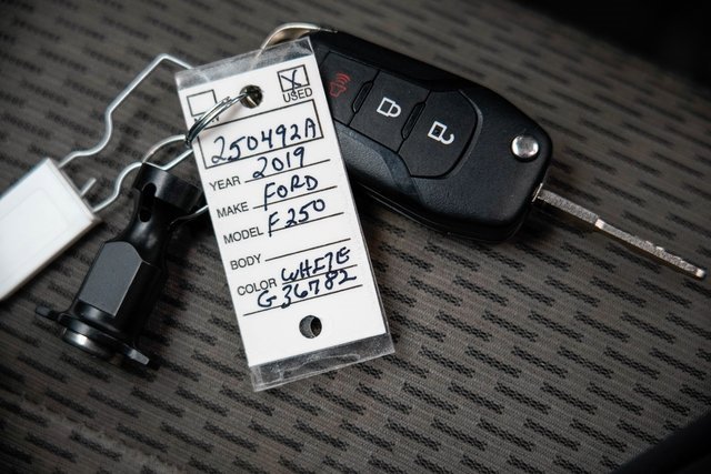 Used 2019 Ford F250 XLT w/ XLT Premium Package image 25