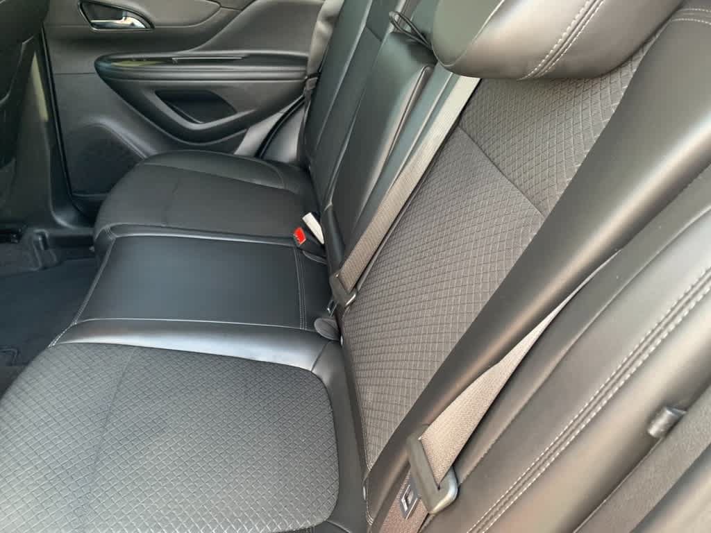 Certified 2022 Buick Encore Preferred AWD/4WD image 24