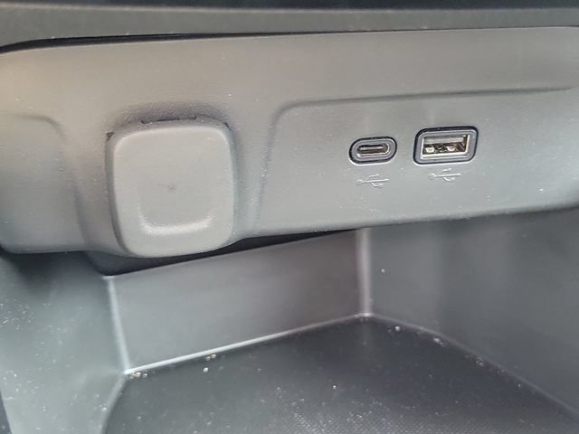 Used 2026 Chevrolet Trax LT w/ Driver Confidence Package FWD image 20