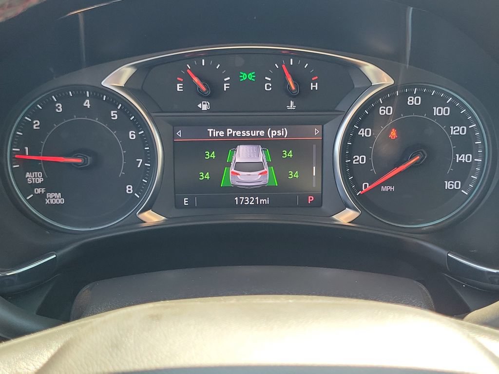 Used 2023 Chevrolet Equinox RS FWD image 7