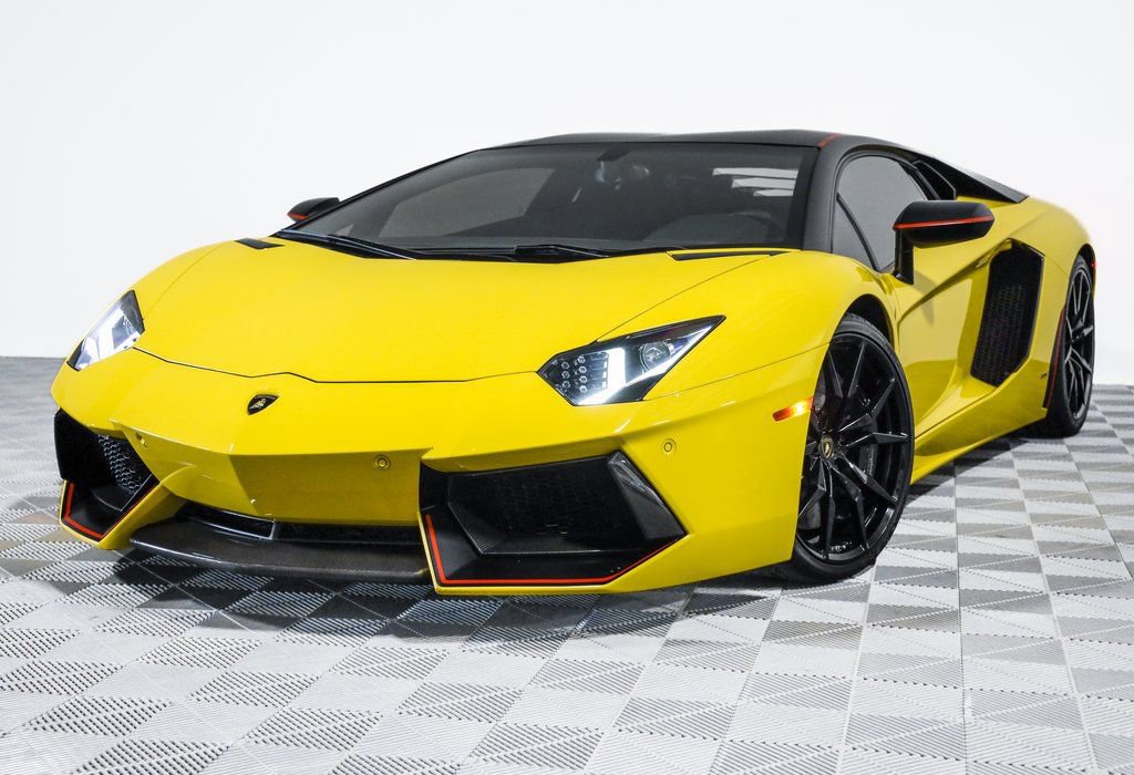 Used 2016 Lamborghini Aventador LP 700-4 AWD/4WD image 9