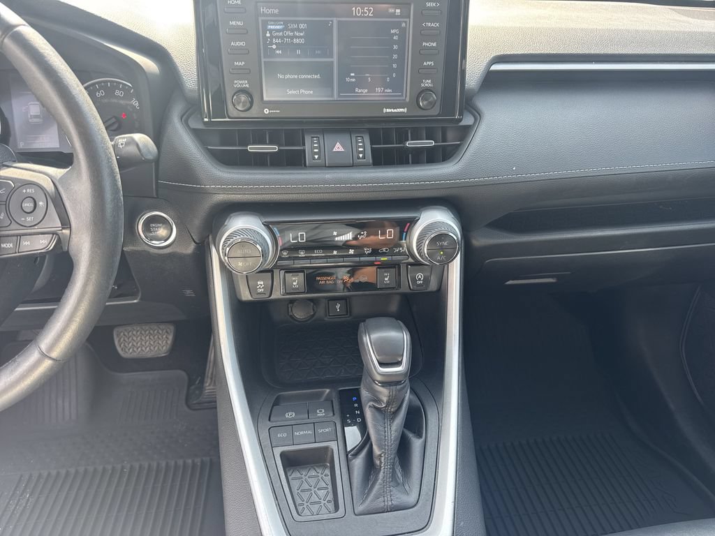 Used 2021 Toyota RAV4 XLE Premium FWD image 28