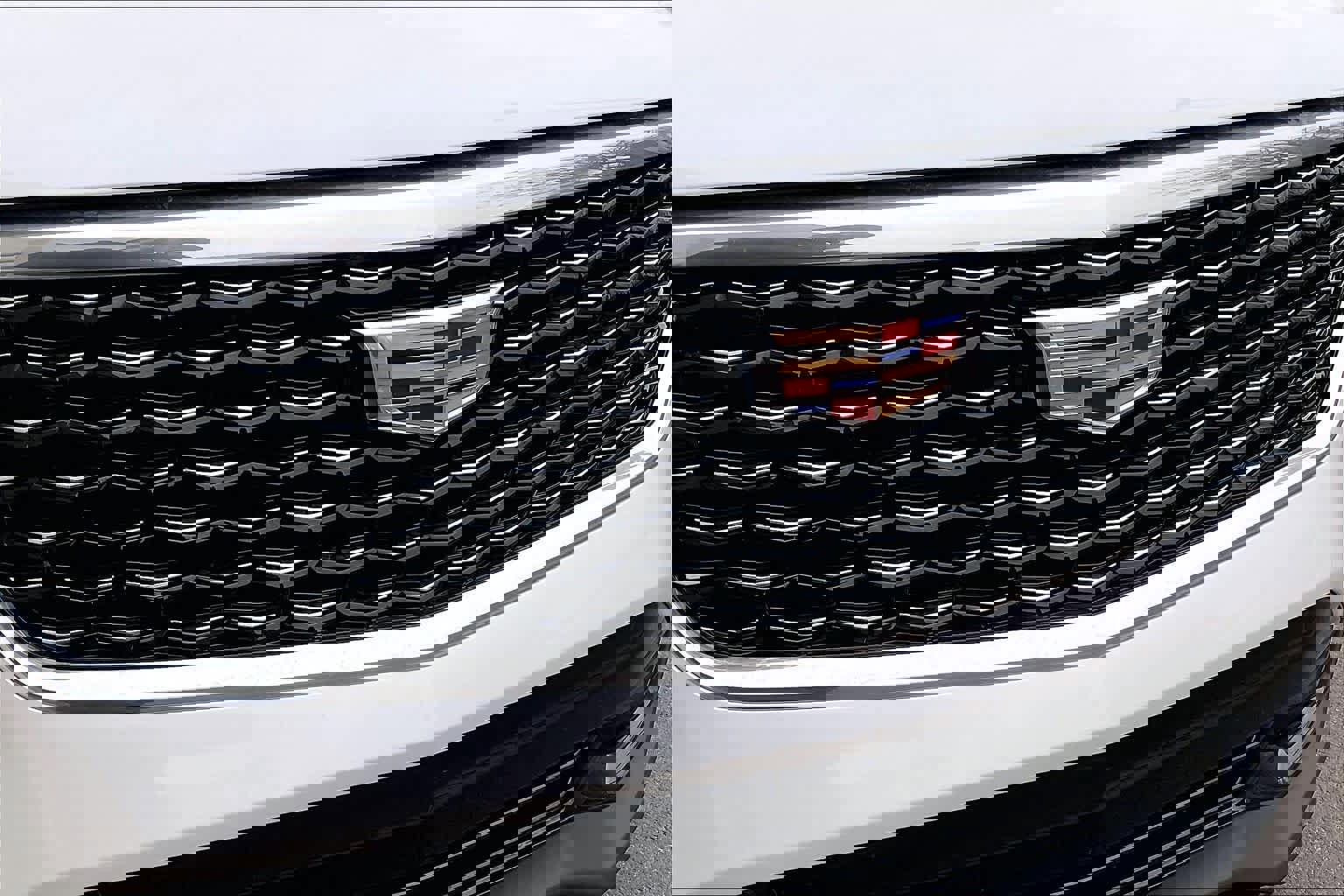 Used 2024 Cadillac XT4 Premium Luxury w/ Technology Package image 29