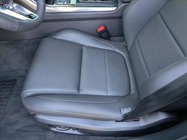 New 2024 Jaguar XF R-Dynamic SE image 4