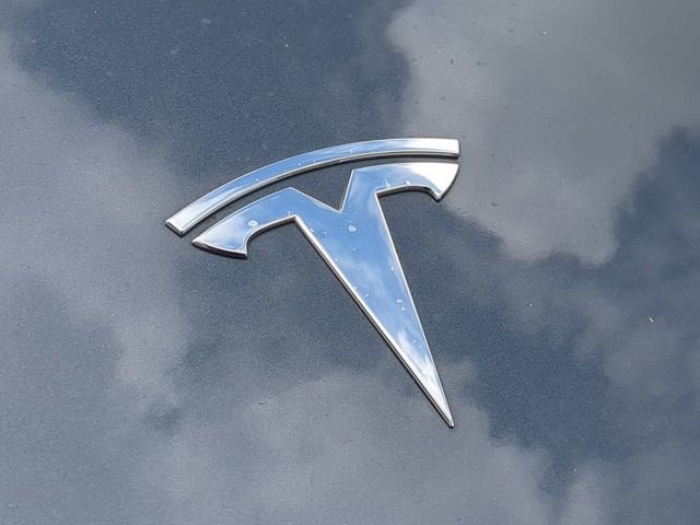 Used 2022 Tesla Model Y Performance image 13