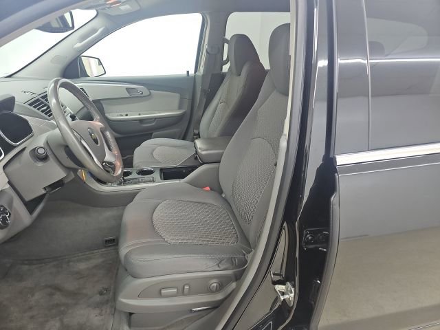 Used 2009 Chevrolet Traverse LT FWD image 8