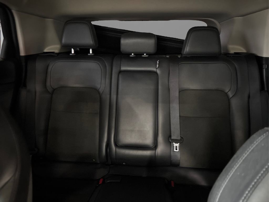 Used 2023 Nissan Ariya FWD image 18