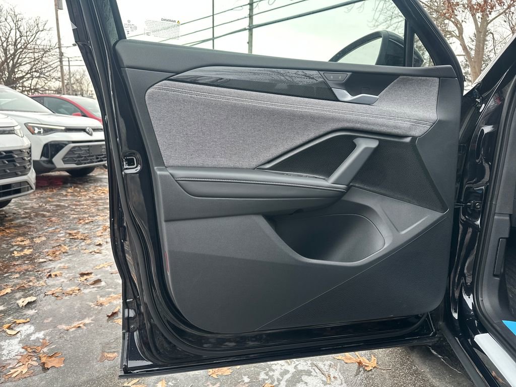 New 2026 Volkswagen Tiguan S image 5