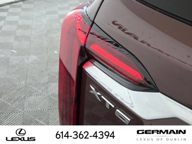 Used 2023 Cadillac XT6 Premium Luxury w/ Technology Package FWD image 14