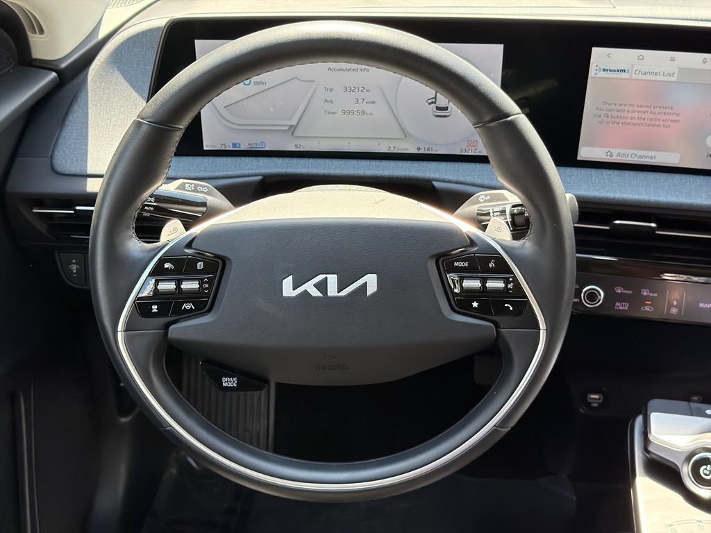 Used 2022 Kia EV6 Light RWD image 24