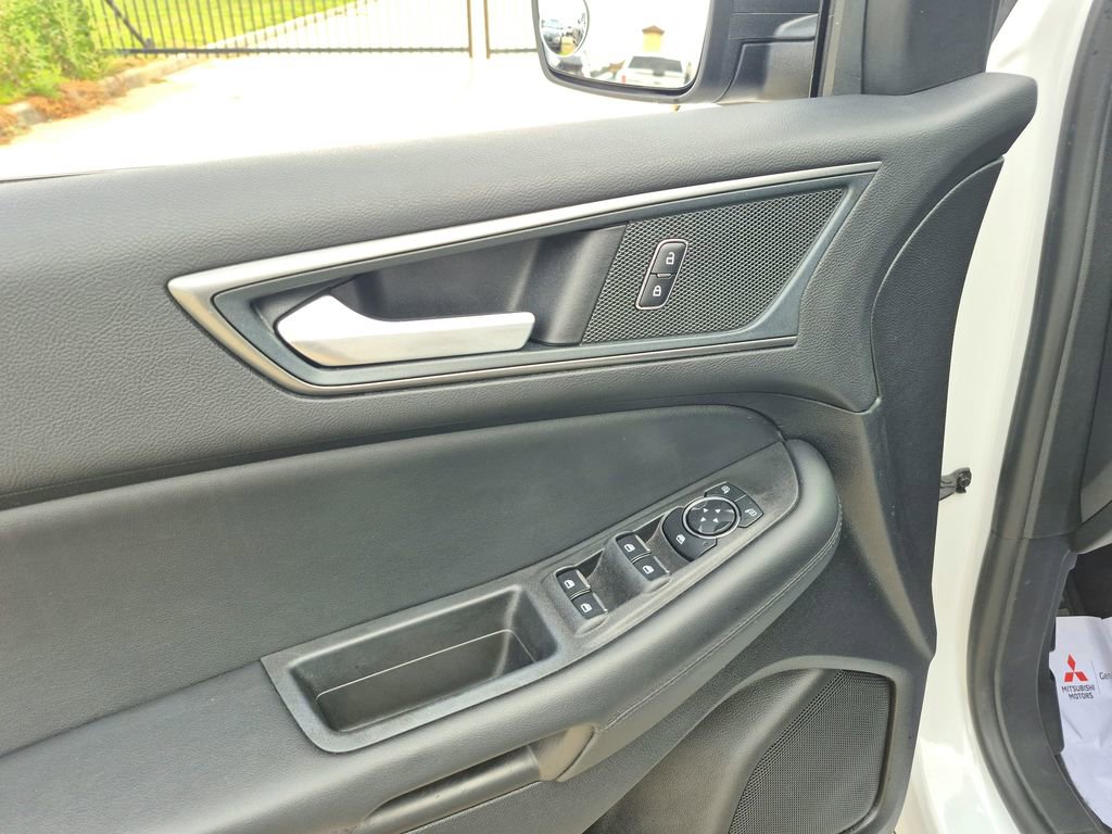 Used 2024 Ford Edge SE image 19