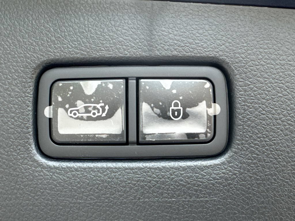 New 2026 Genesis GV70 2.5T Select AWD/4WD image 19