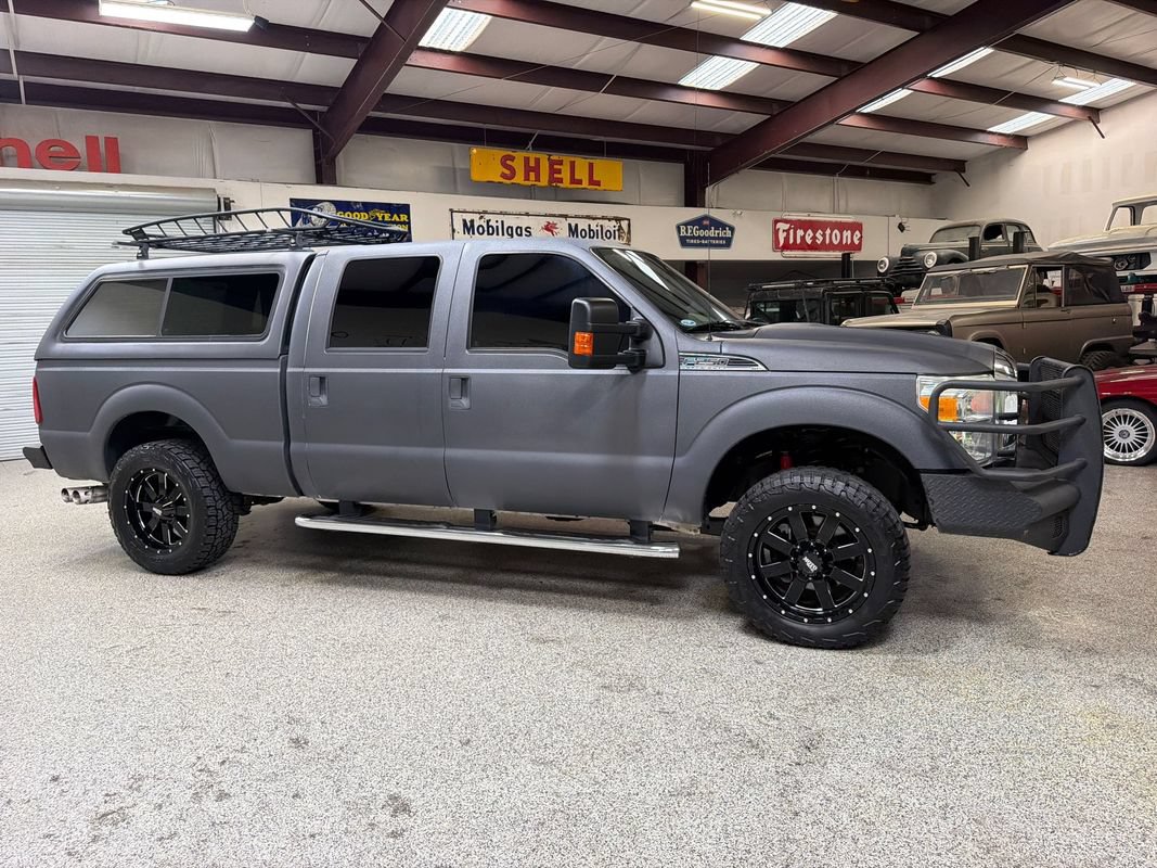 Used 2016 Ford F250 XLT w/ XLT Value Package AWD/4WD image 10