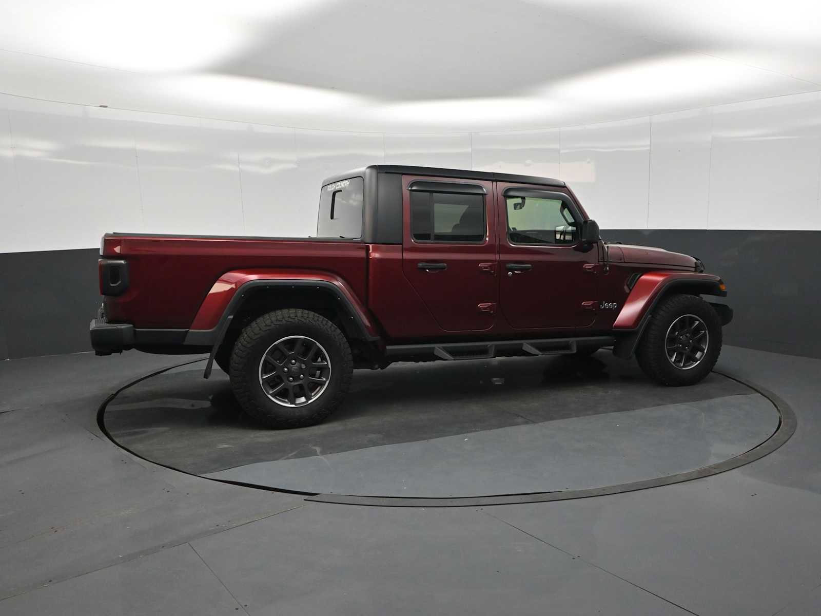 Used 2021 Jeep Gladiator Overland w/ Popular Equipment Package AWD/4WD image 9