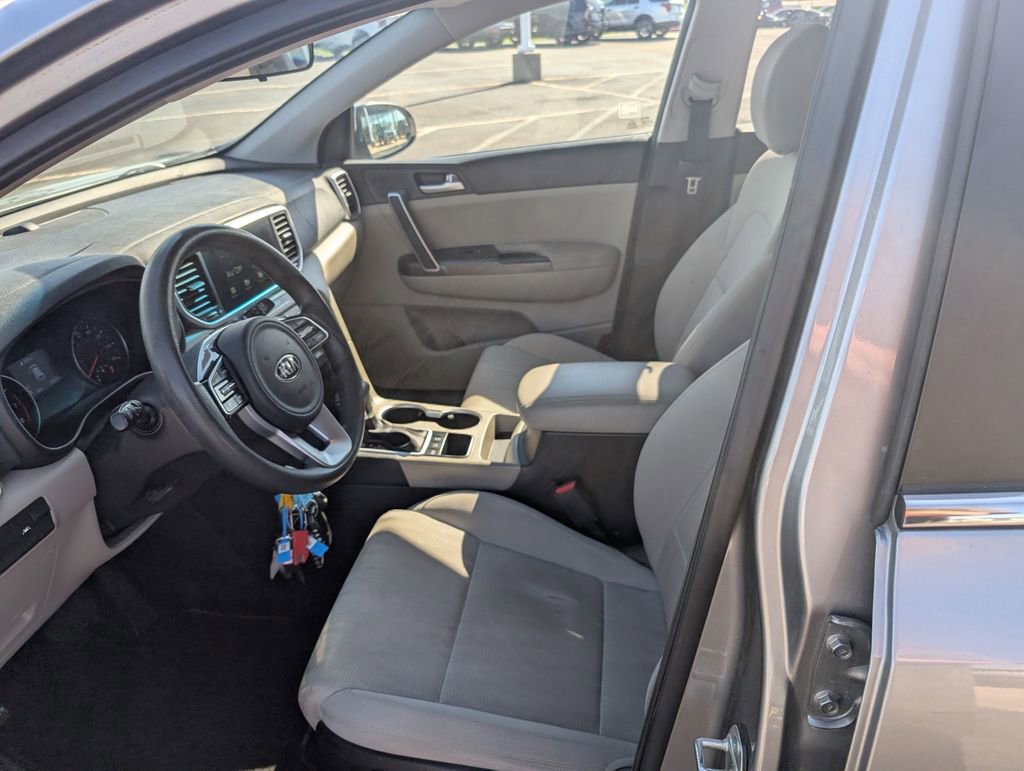 Used 2022 Kia Sportage LX AWD/4WD image 29
