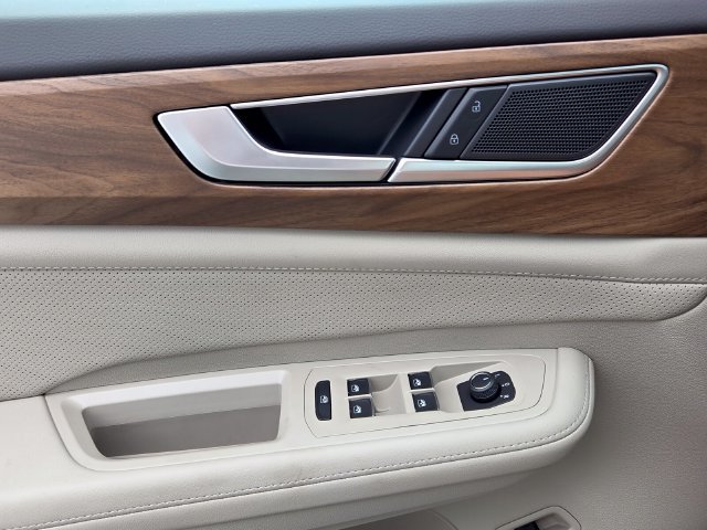 New 2026 Volkswagen Atlas SE FWD image 29