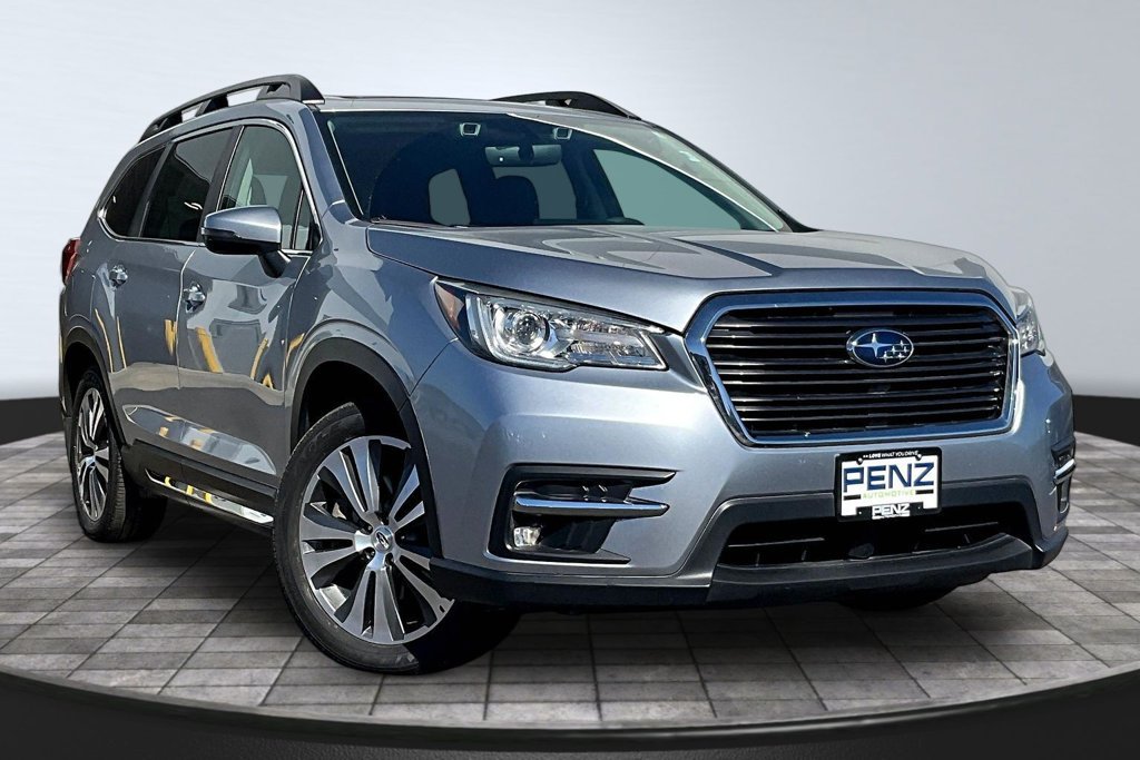 Used 2020 Subaru Ascent Limited w/ Technology Package AWD/4WD image 3
