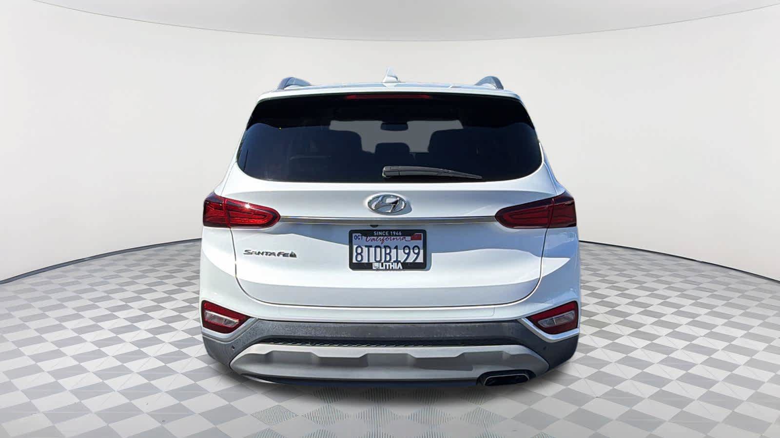 Used 2020 Hyundai Santa Fe SEL w/ Convenience Package FWD image 6