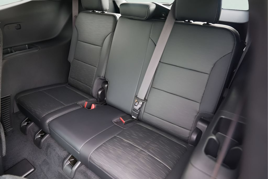 Used 2026 Buick Enclave Sport Touring FWD image 26